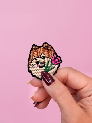 broche spitz brodée cannetille